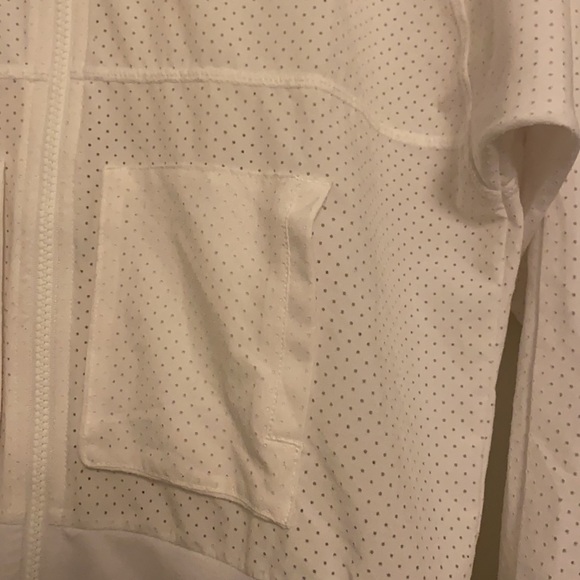 Zella Lighweight Zip Up - Picture 4 of 5